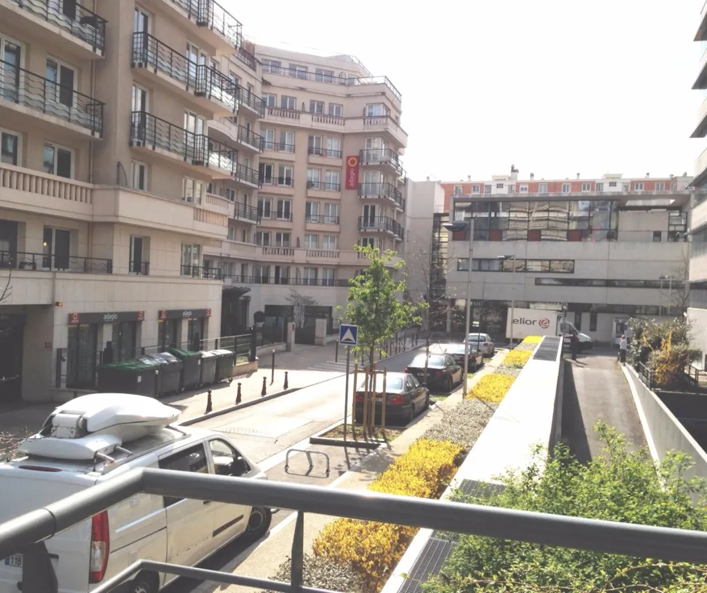 Rõdu - Studio with Balcony in Porte de Versailles