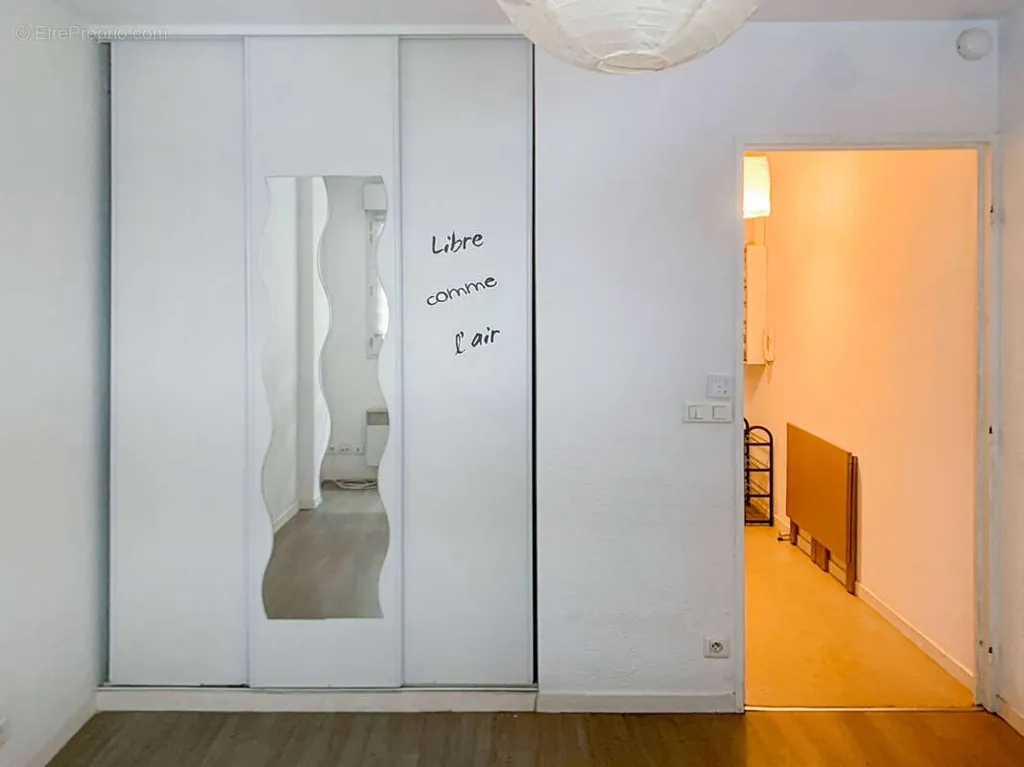 Rooms - Studio with Parking in Bordeaux Centre