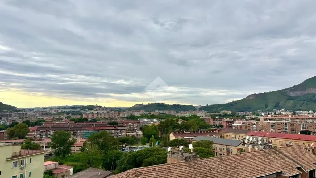 Balcon - Panoramic Apartment with Balcony in Naples