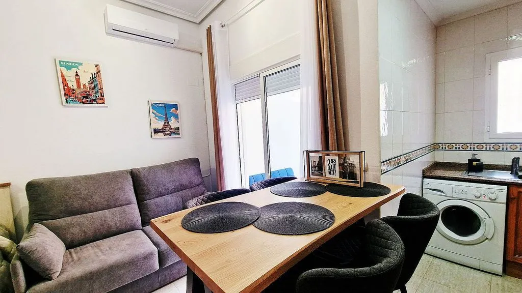 Sala da pranzo - Studio with Pool in Torrevieja Centre