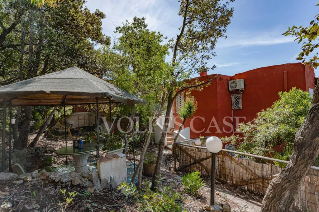 Aed - Villa with Private Garden near Punta Rossa