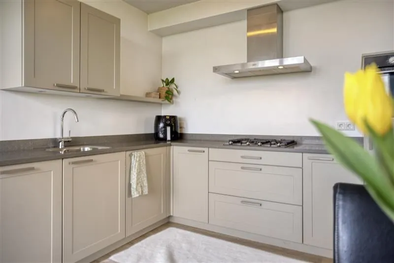 Köök - Spacious Apartment with Balconies in Eindhoven