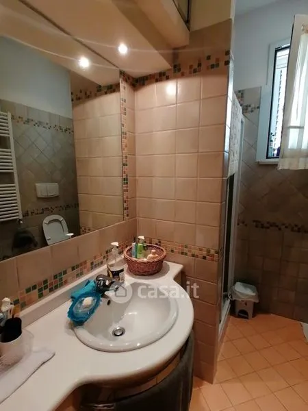 Bathrooms - Rustic Villa with Garden in Castelfranco di Sotto
