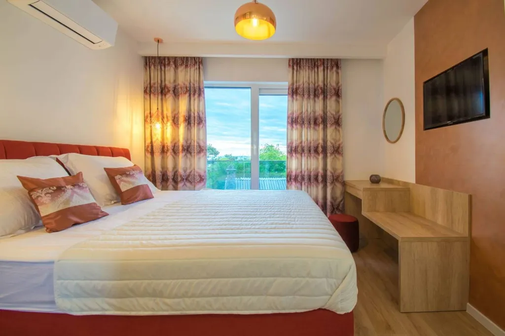 Bedrooms - New Villa with Pool in Baška Voda
