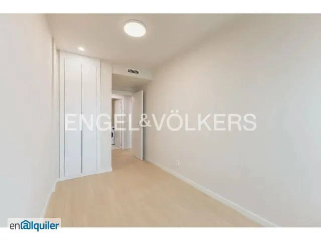 Esik - 2 magamistoaga korter asukohas Valencia