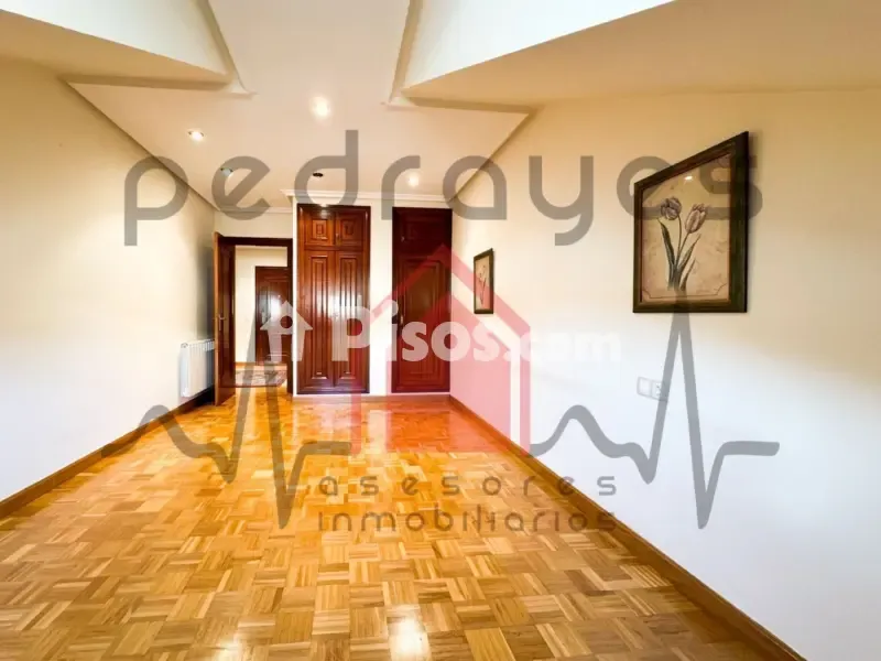 Esik - Apartment with Terrace in El Entrego