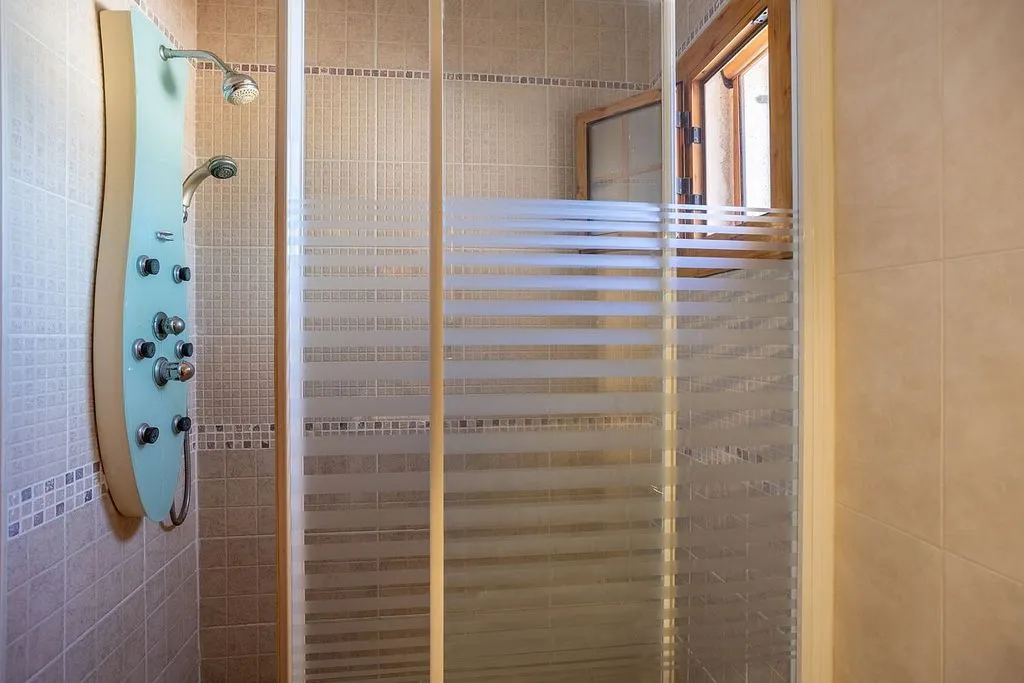 Vannitoad - Spanish-Style Villa with Pool in Benijofar