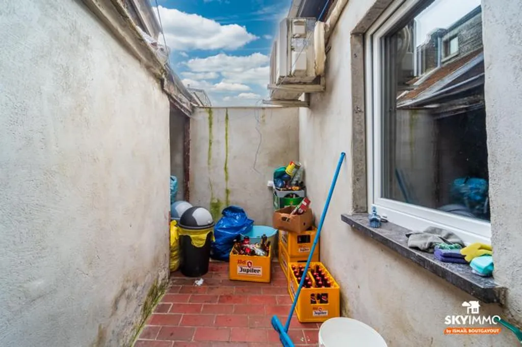 Giardino - Spacious 4-Bedroom House with Terrace in Liège