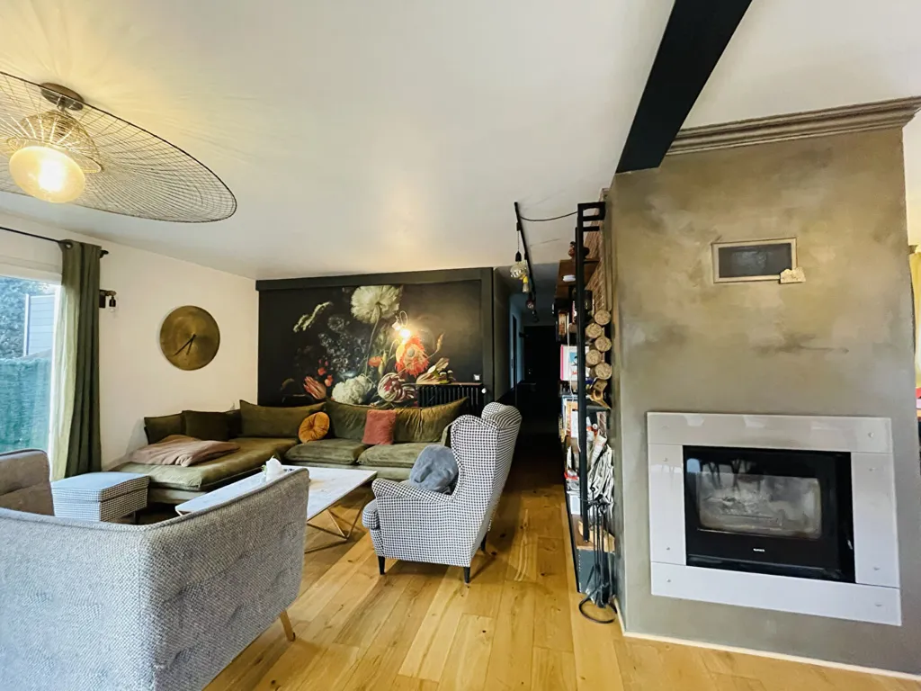 Séjour - Maison Rénovée avec Jardin à L'Hermitage