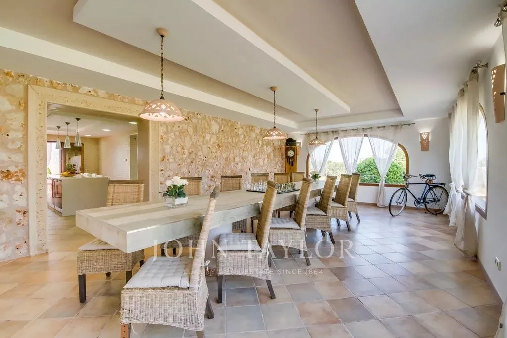 Söögituba - Luxury Villa with Pool in Santa Margalida