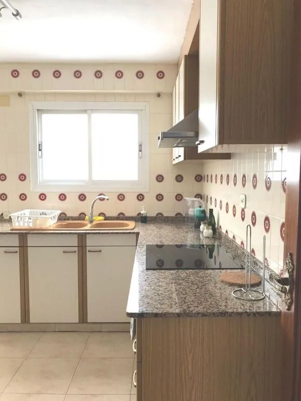 Kitchen - Furnished Flat with Balcony in Albors