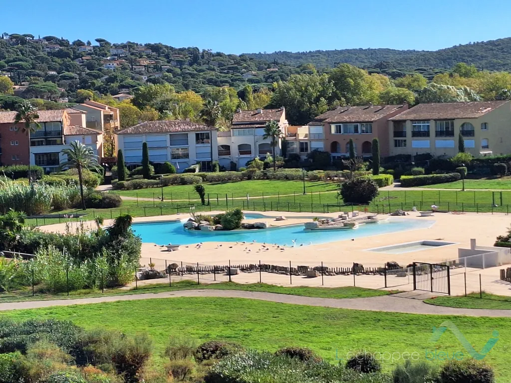 Piscine - Appartement T3 avec Terrasse à Gassin