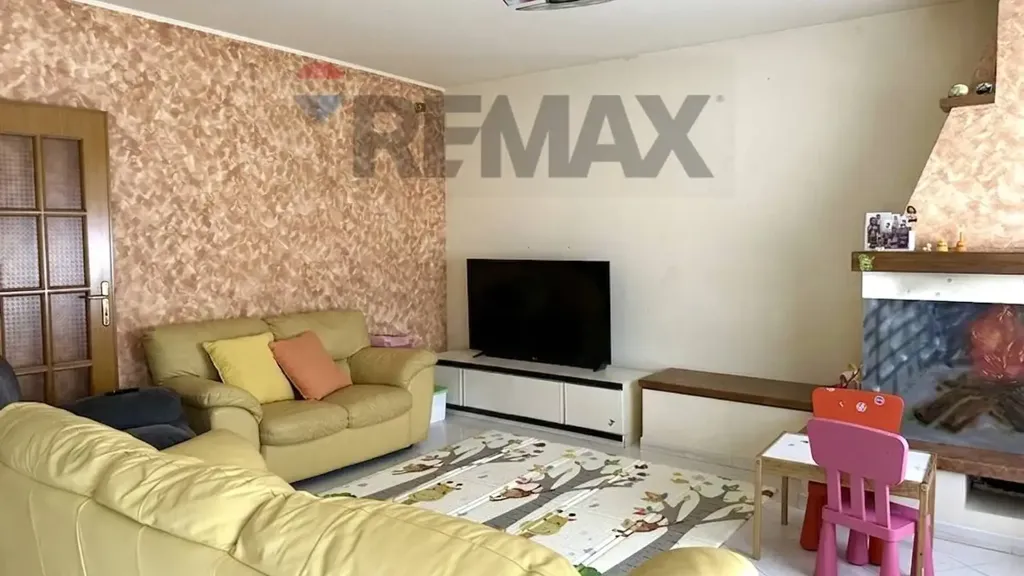 Elutuba - Lakefront Apartment with Terraces in Colledimezzo