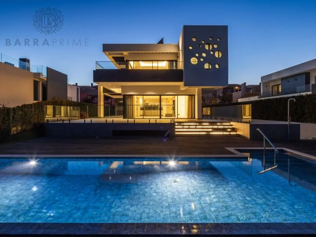 Pool - Contemporary Villa with Golf View in Vilamoura