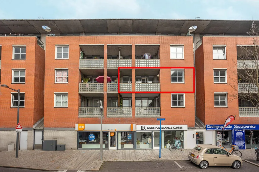 Extérieur - 3-Bedroom Gallery Flat with Balcony in Almere Centre