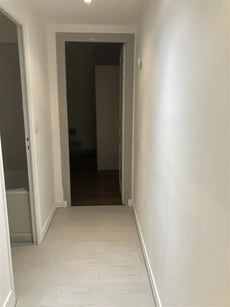 Entrée - Appartement Meublé Rez-de-Chaussée à Lisieux