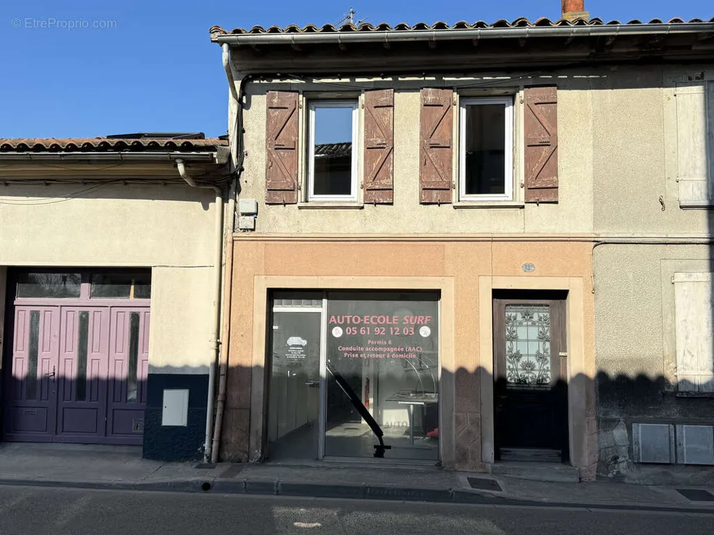Välivaade - Commercial Property with Garden in Cugnaux