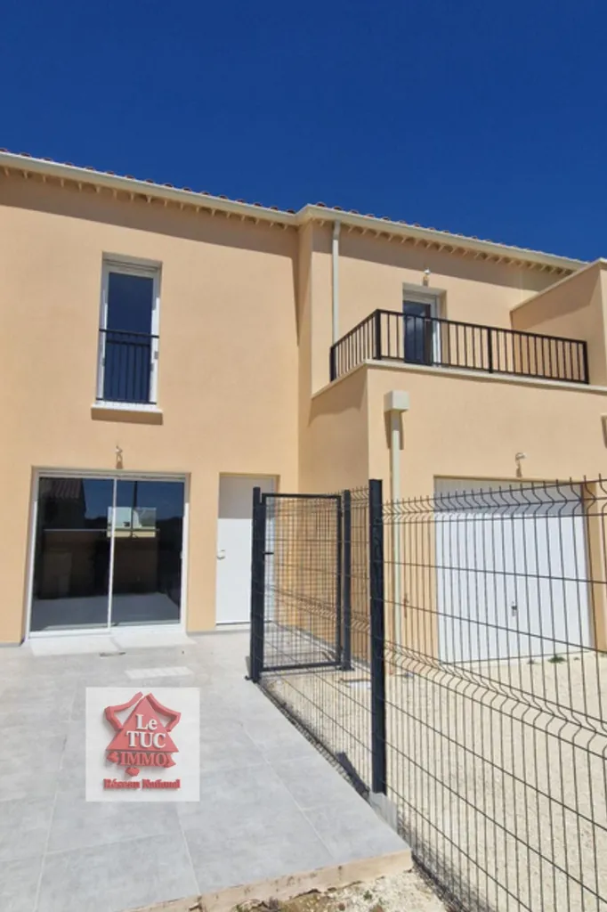 Extérieur - Villa Neuve avec Terrasse à Mondragon