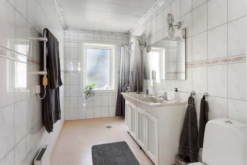 Salles de bain - Souterräng Villa with Garden in Borsökna