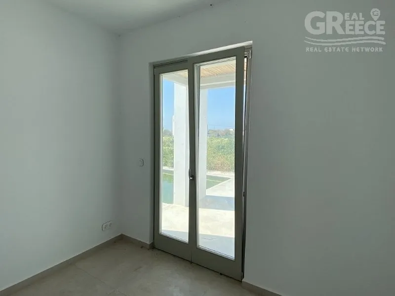 Pièces - Contemporary Villa with Pool in Naxos