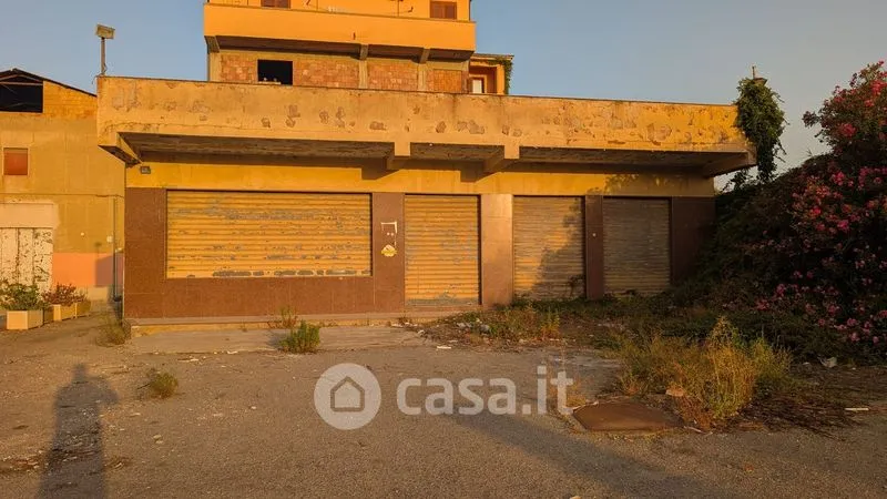 Extérieur - Commercial Building with Terraces on SS106, Crotone