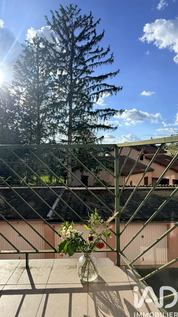 Balcon - Duplex avec deux balcons à Charnay-lès-Mâcon