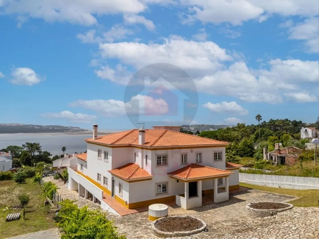 Välivaade - Detached House with Pool and Lagoon Views in Caldas da Rainha