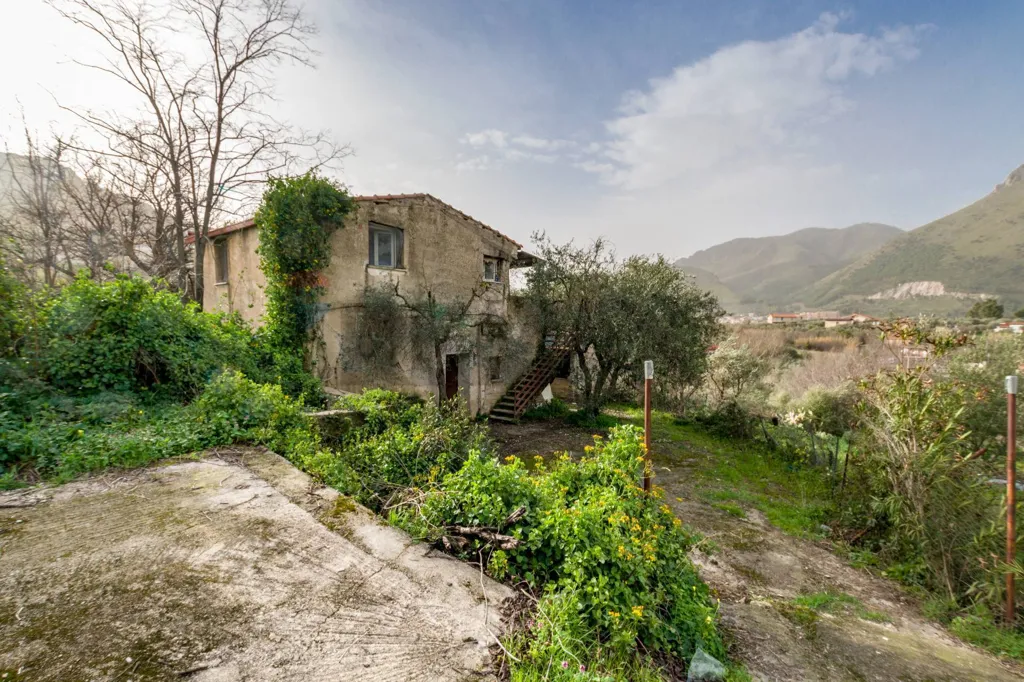 Välivaade - Rustic Villa with Edificable Land in Monreale