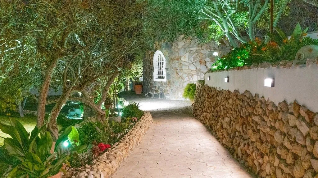 Aed - Luxury Villa with Pool in El Palmar de Troya