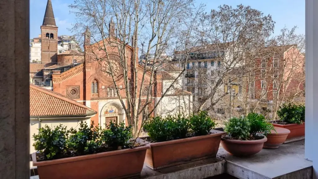 balcony