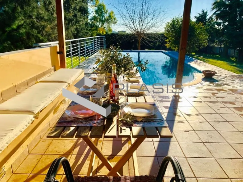 Pool - Detached House with Pool in Anavyssos