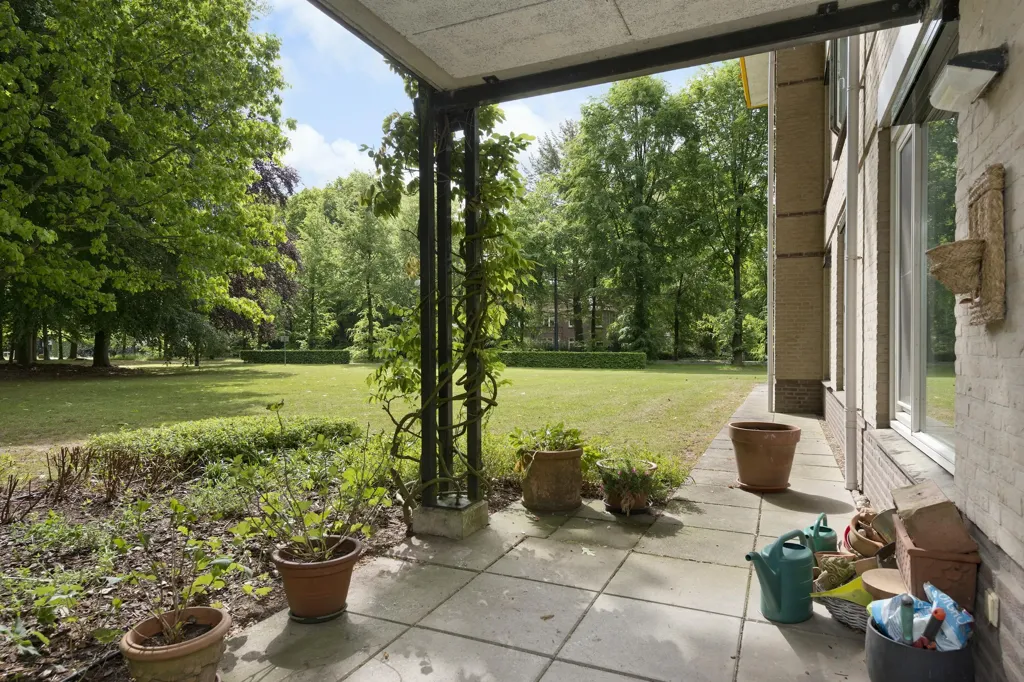Jardin - Portiekflat with Garden in Oosterbeek