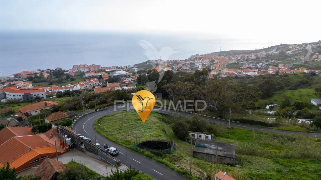 Construction Plot with Sea View in Caniço