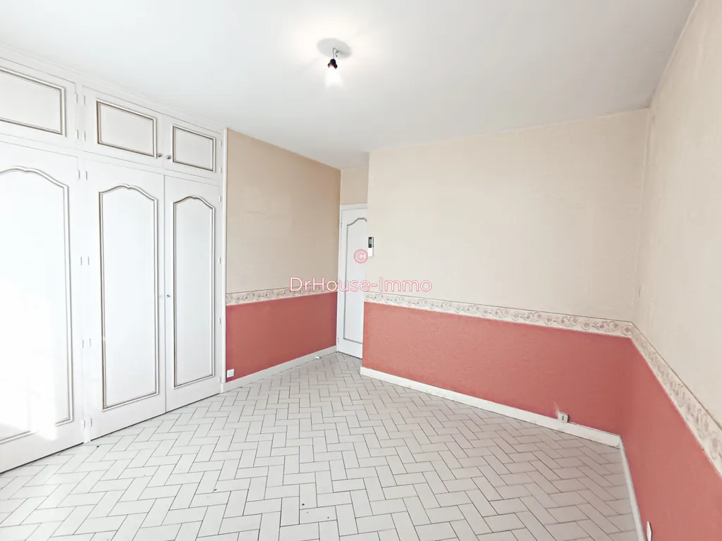 Pièces - Maison de Charme avec Balcon à Thouars
