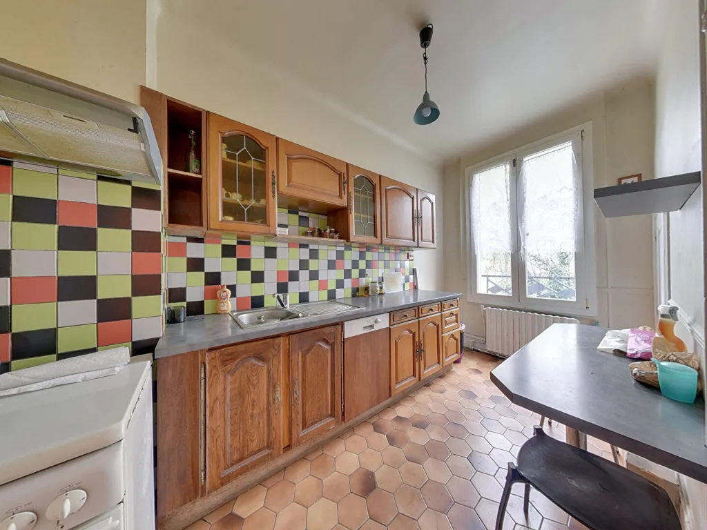 Cuisine - Pavillon Meulière avec Jardin à Montreuil