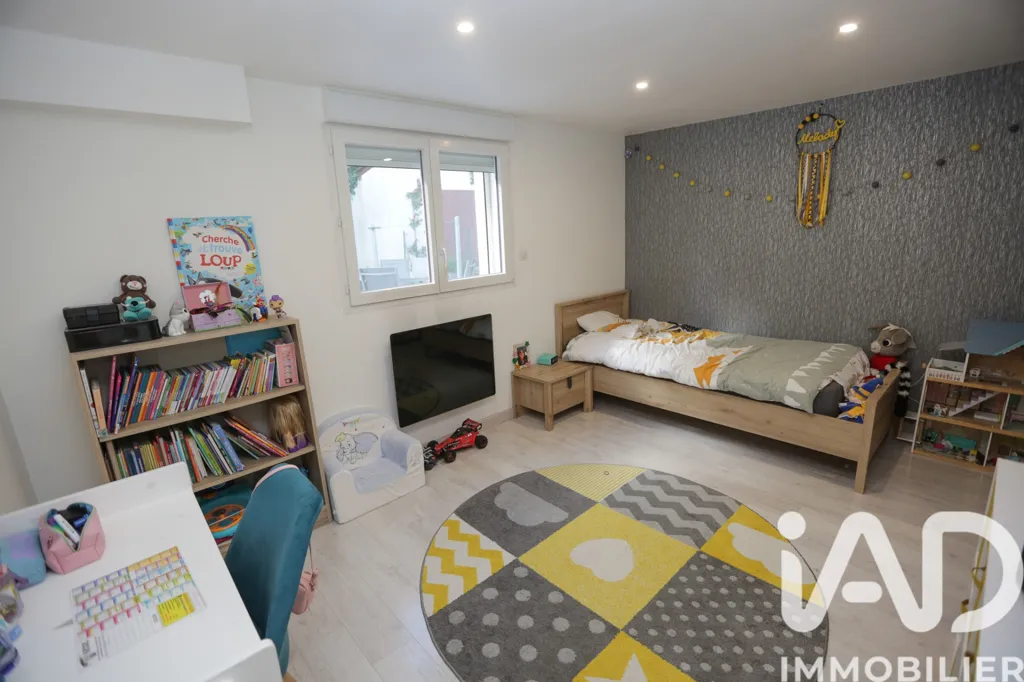 Chambres - Maison avec Terrasse et Jardin à Podensac