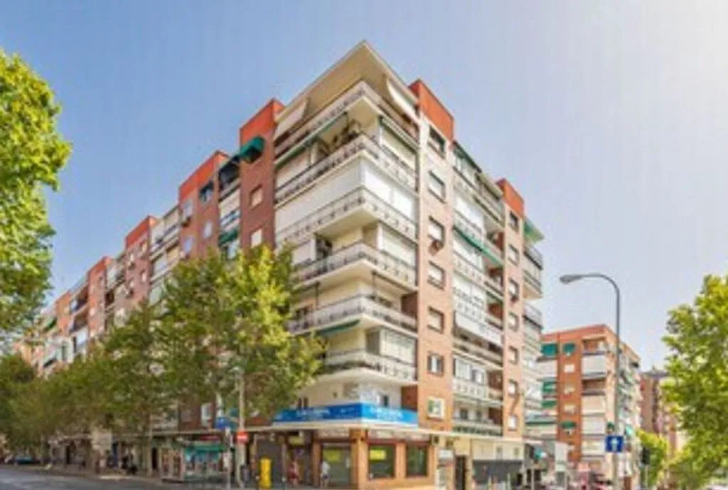 Exterior - Furnished Flat with AC in Chamartín, Madrid