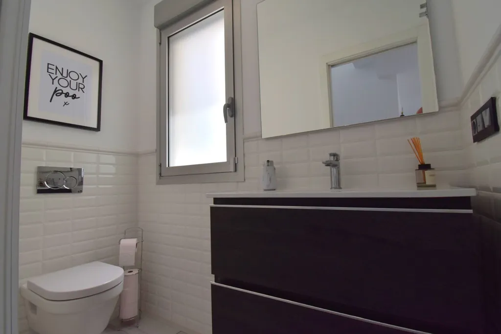 Salles de bain - Modern Villa with Water View in Orihuela Costa