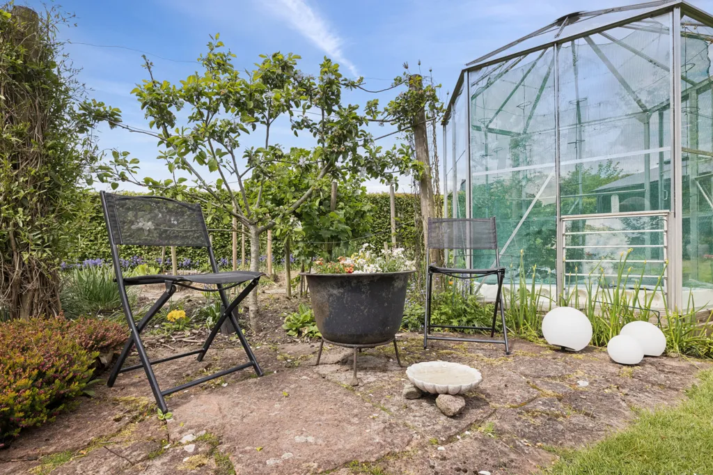 Garden - Rustic Villa with Garden in Viborg
