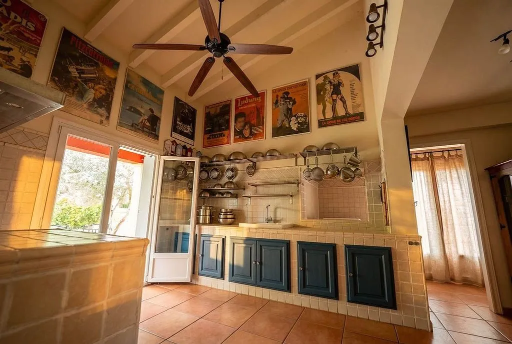 Kitchen - Single-Storey Villa with Pool in Sa Planera