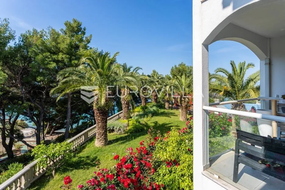 Rõdu - Villa with Sea View in Podstrana, Split