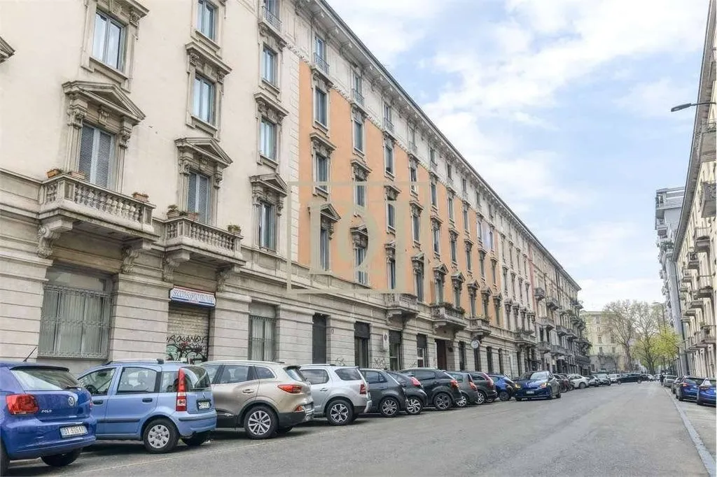 Välivaade - Luxury Apartment with Triple Exposure in Milan