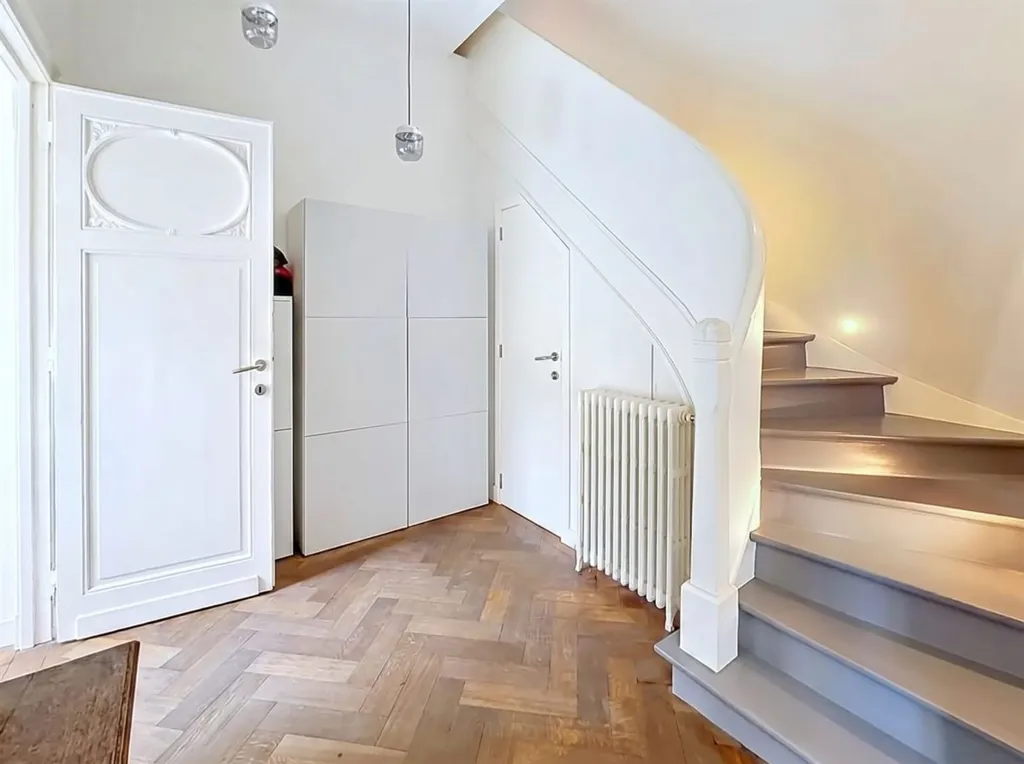 Entrée - Maison 3 Façades avec Ascenseur à Uccle