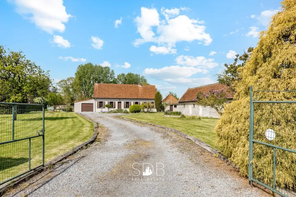 Extérieur - Hoeve Authentique avec Grasland à Waregem