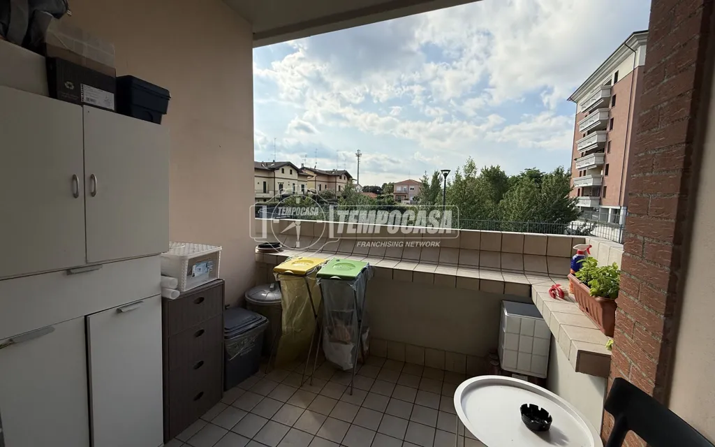 Balcony - Apartment with Balcony in Busto Garolfo