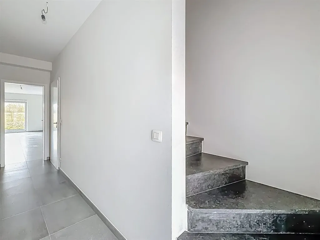 Esik - Two-Faced House with Terrace in Cle sur Porte
