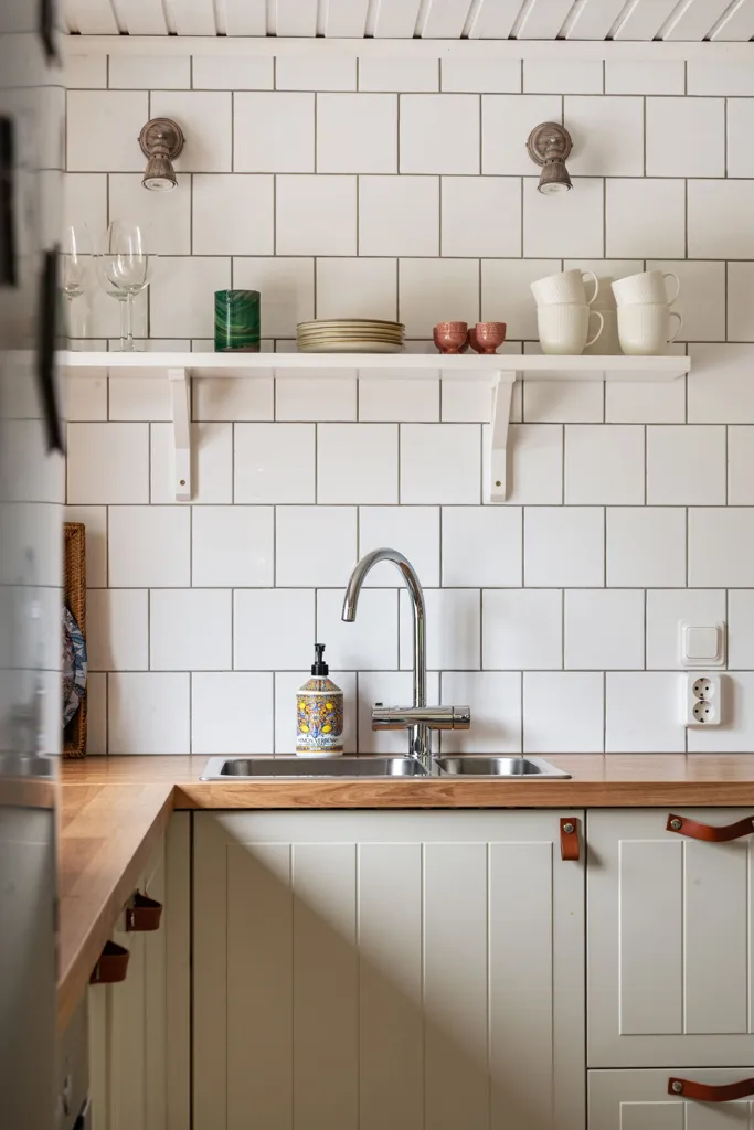 Cuisine - Renovated House with Terrace in Västanvik