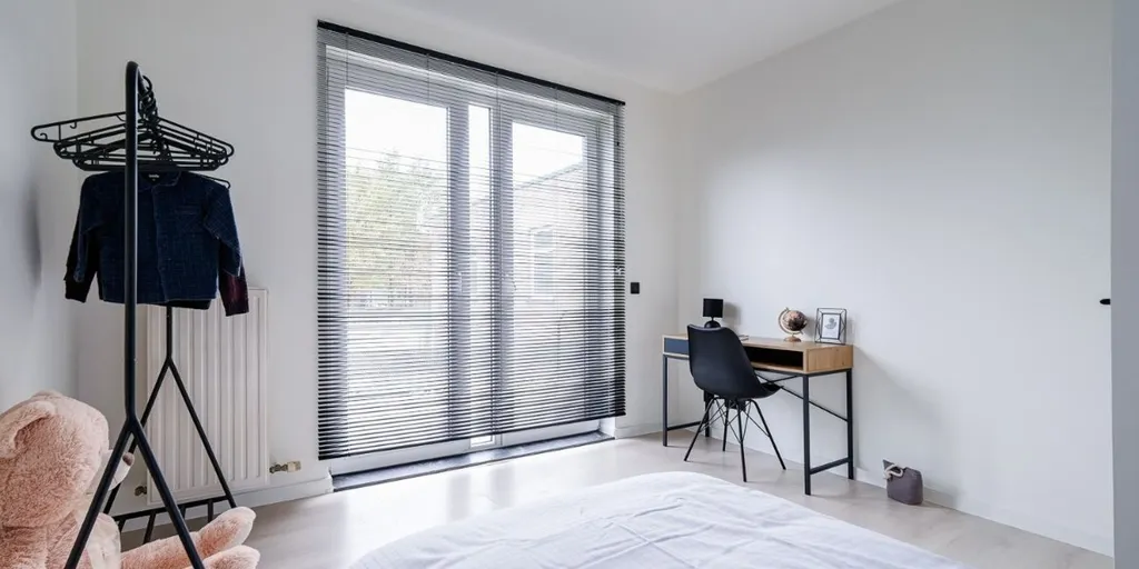 Chambres - Appartement rénové avec 2 chambres à Kuringen