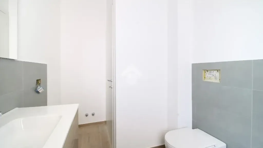 Salles de bain - Trilocale with Private Garden in Monte Urano