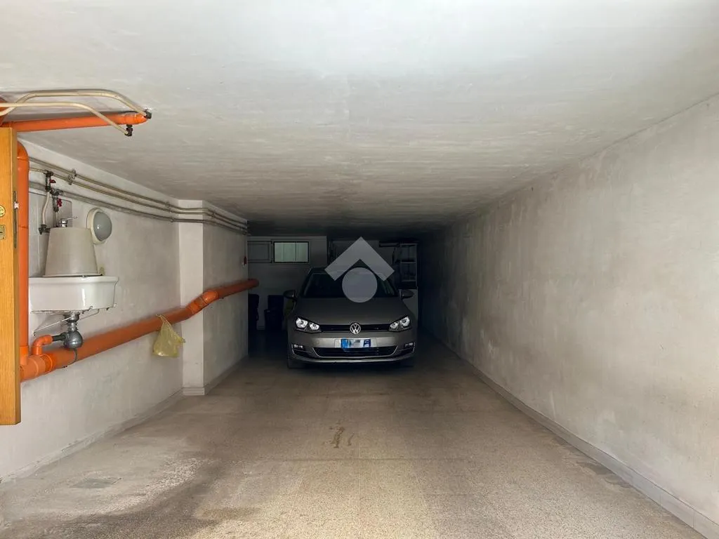 Garage - Independent Two-Unit Building in Grottaglie